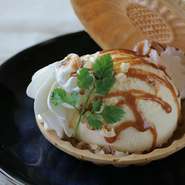 【KICHIRI】新作デザート『アイスモナカ』全5種酸味か甘味ベースの5種類のソースで楽しむ新作アイスモナカ！サクサクのモナカの食感と共にお楽しみください！