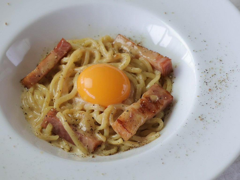 フレッシュモッツァレラの冷製カッペリーニ