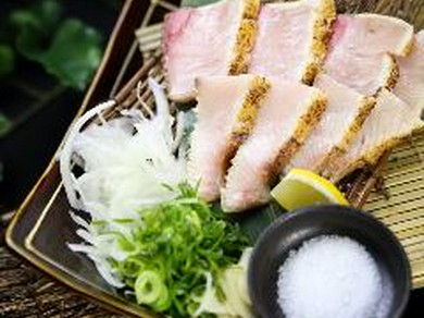 様々なタイプの個室で。接待のご利用にも