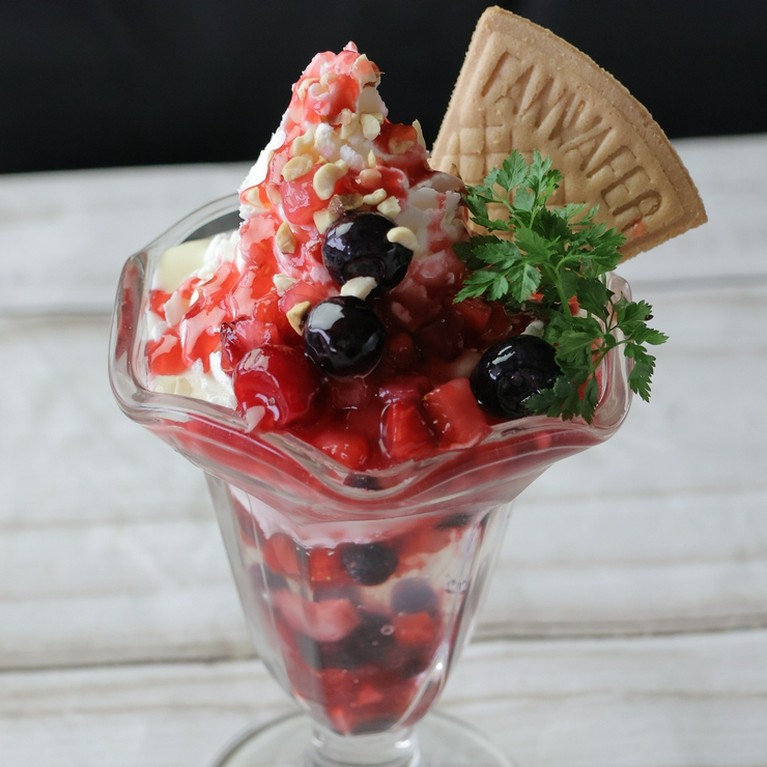 ブリュレチーズケーキ　バニラアイス添え