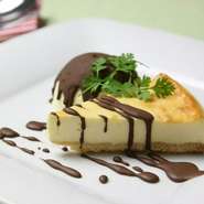 NYチーズケーキのアイス添え