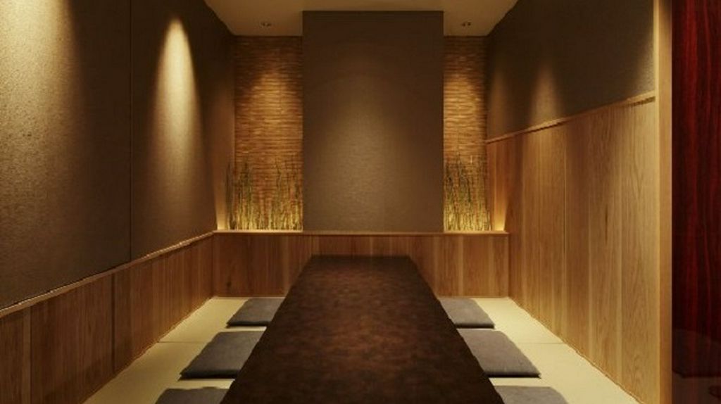 ゆったり完全個室のお席ご用意しております