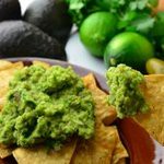 濃厚なアボカド、ハラペーニョ、ライム、各種スパイスでメキシカン　テイストに仕上げた、総料理長イチオシのサラダです　トルティーヤチップスにたっぷりと絡めてお召し上がりくださ

