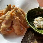 甘エビのフリット　特製スパイシーディップ添え