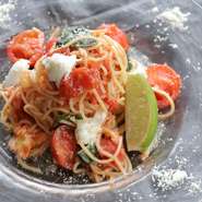 フレッシュモッツァレラの冷製カッペリーニ