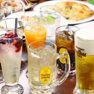瓶ビール、各種カクテル、ハイボール、日本酒までお楽しみいただける飲み放題付きのコースプランが御座います。