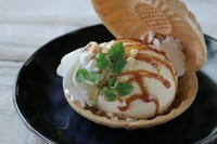 KICHIRI　新作デザート「アイスモナカ」全5種酸味か甘味ベースの5種類のソースで楽しむ新作アイスモナカ！サクサクのモナカの食感と共にお楽しみください！