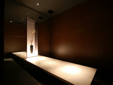 様々なタイプの個室で。接待のご利用にも