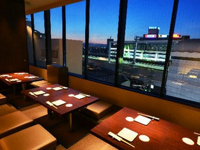 オシャレな空間で楽しいひと時を