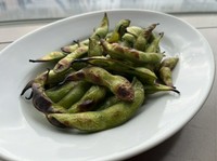 ただの枝豆じゃない！こんがり焼き上げることで香り良く、旨味も凝縮！