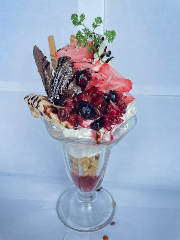 チョコストロベリーバナナパフェ