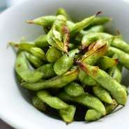 いつもの枝豆に一工夫したこんがり醤油が香る焼き枝豆