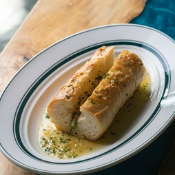 ガーリックトースト