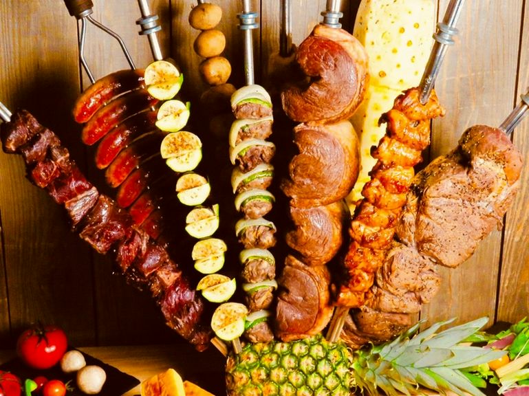 20種類のシュラスコ食べ放題