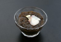 もずくはミネラルや食物繊維、
フコイダンも含んでいます。