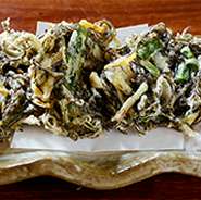 外はサクッと、中はモチっと食感が溜まりません。かき揚げにすると違った食感が楽しめます。