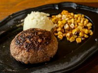 『特製ハンバーグステーキ 200g シングル』