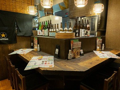 少人数のご来店でも安心◎カウンタ−席をご用意
