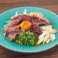 高知　藁焼きカツオのユッケ