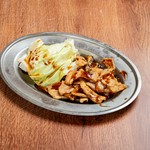小盛：649円
並盛：759円
大盛：1089円