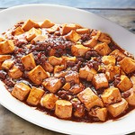 辛味とコクが後引く、沖縄島豆富を使った麻婆豆富!