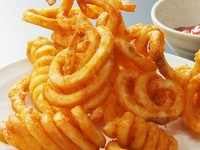 くるっと楽しい！カーリーポテトフライ！サクサク止まらない美味しさ！