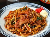 沖縄そばの麺を使った焼きそば！
