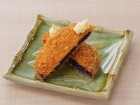 サクッと香ばしい衣に包まれた紅芋の甘み。
ハニーバターの香りと一緒に、沖縄のやさしい風をどうぞ。