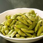 マース（沖縄塩）で茹で上げた枝豆です。