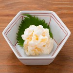 数の子の塩気とチーズのコクがマッチ！プチプチ食感がヤミツキです！