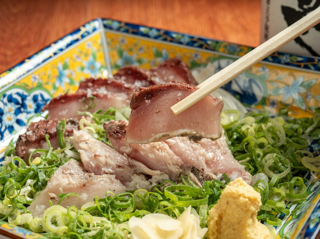 【高知宿毛湾】荒木さん家のブリの藁焼きたたき《3切れ》