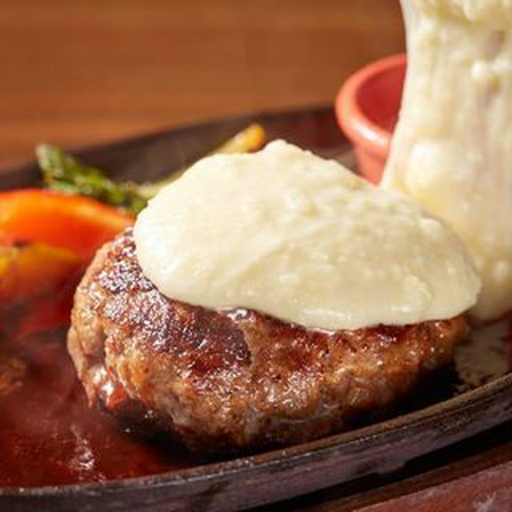 じゅわっと肉汁にとろーりマッシュ『マッシュチーズハンバーグ』