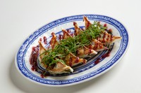 しそ餃子に特製梅ソース＋シソ！しそ！紫蘇！