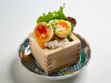串は部位によって最適な味付けでご提供『串焼きお任せ5種盛り』