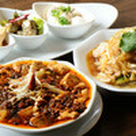 麻婆豆腐・鶏の紹興酒蒸し・前菜3種
