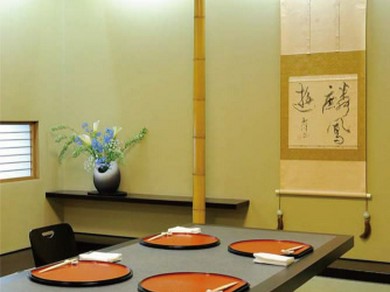 落ち着いた雰囲気とお食事で接待にご利用頂けます