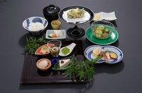 お昼のお得な会席