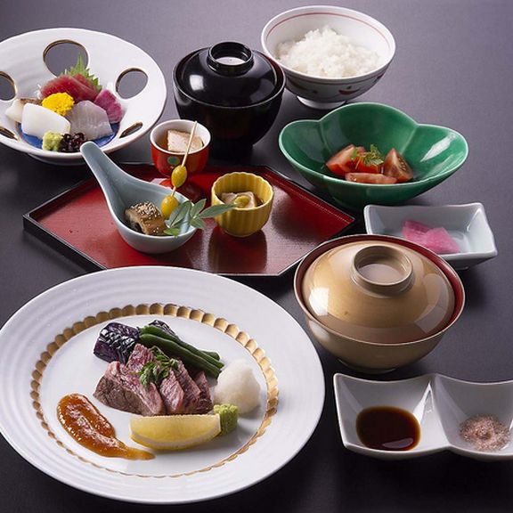 ステーキ会席(国産牛)