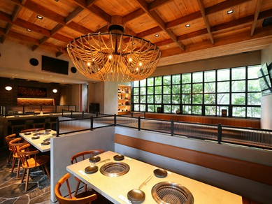 オシャレで落ち着いた空間が広がる焼肉店