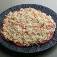 厳選和牛を使用した贅沢な焼肉メニューから、優しい味付けの料理まで揃います。広々としたテーブル席や個室を設けているので、週末は家族で焼肉ディナーに出かけてみませんか？