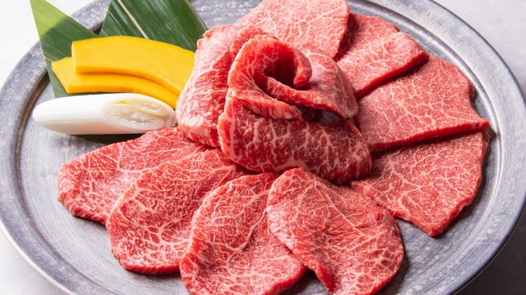 選りすぐられた赤身肉の魅力を存分に味わえる一皿『本日の肉三種盛り』
