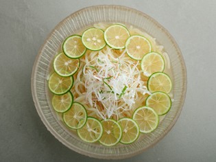 洗練された味わいが楽しめる『すだち冷麺』