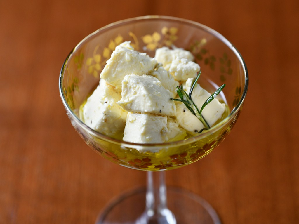 山口さんの『オリーブ＆漬けチーズ』