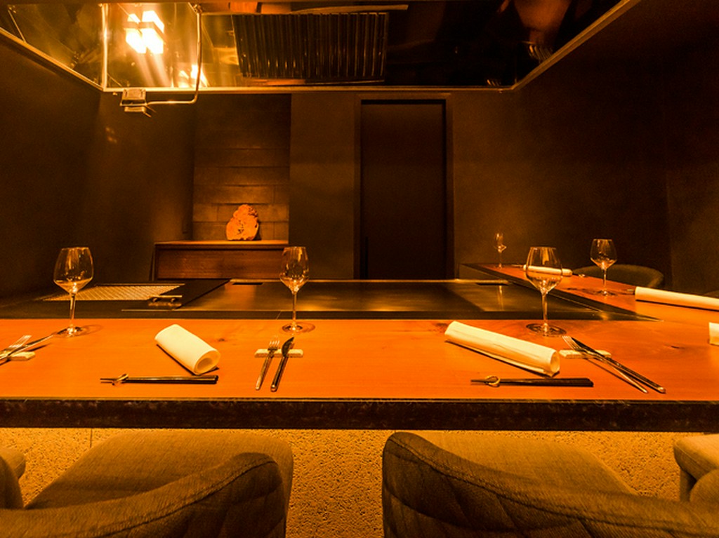 エンターテインメントとして楽しめる食事で特別な思い出づくり