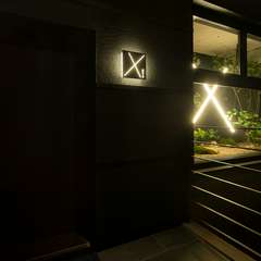 店内を伺い知るのは難しく、ひっそりと佇む