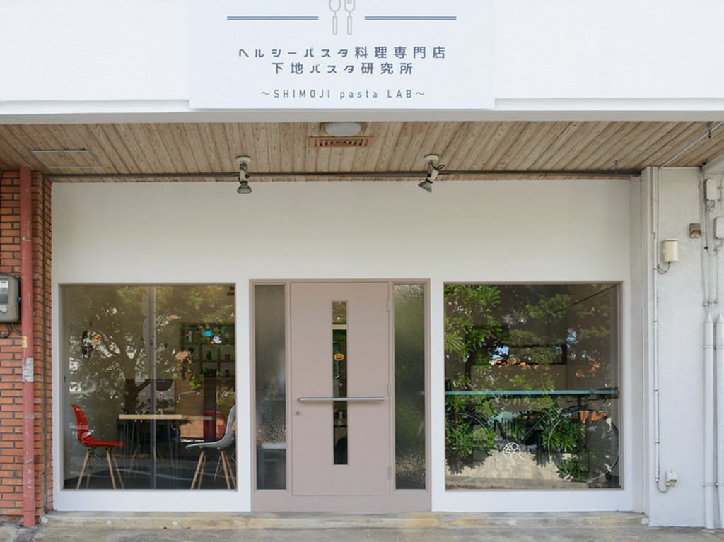 仕事や勉強がはかどるWi-Fi＆コンセントを完備