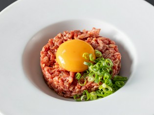 “タレ”から試行錯誤を重ねた『黒毛和牛ユッケ』