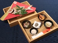 生誕100日のお祝いに。その他コースと組み合わせてお使いいただけます。
