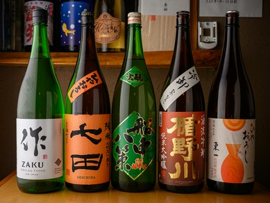店主が美味しいと思う日本酒を、日々全国各地から取り寄せる