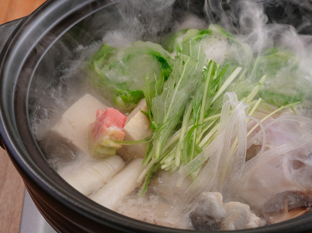 鍋料理の中でも別格と言われる「ふぐ鍋」